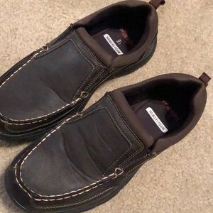 Wrangler memory foam slip on shoes. Size 9.5